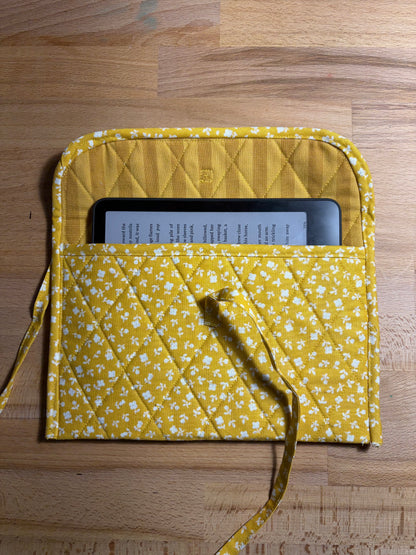 Golden Rod Floral Kindle Sleeve
