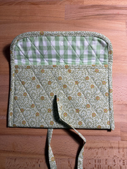 Green Daisy Print Kindle Sleeve